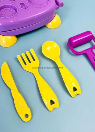 Clay moulding Kitchen Suits