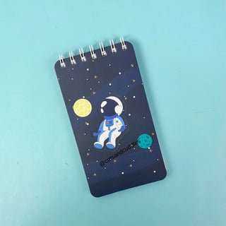 Compact and Versatile: 18x9.5x1cm Long Spiral Notepad