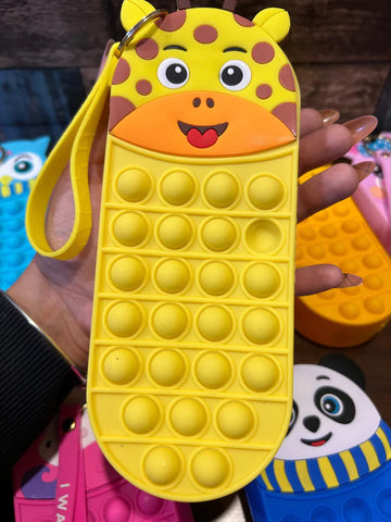 Giraffe Popit Pouch: A Fun and Functional Stationery Storage for Kids