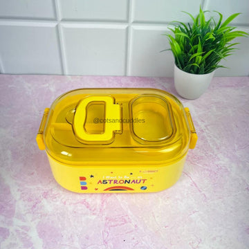 Space-Themed Lunch Box: 700ml Capacity with Mobile Holder