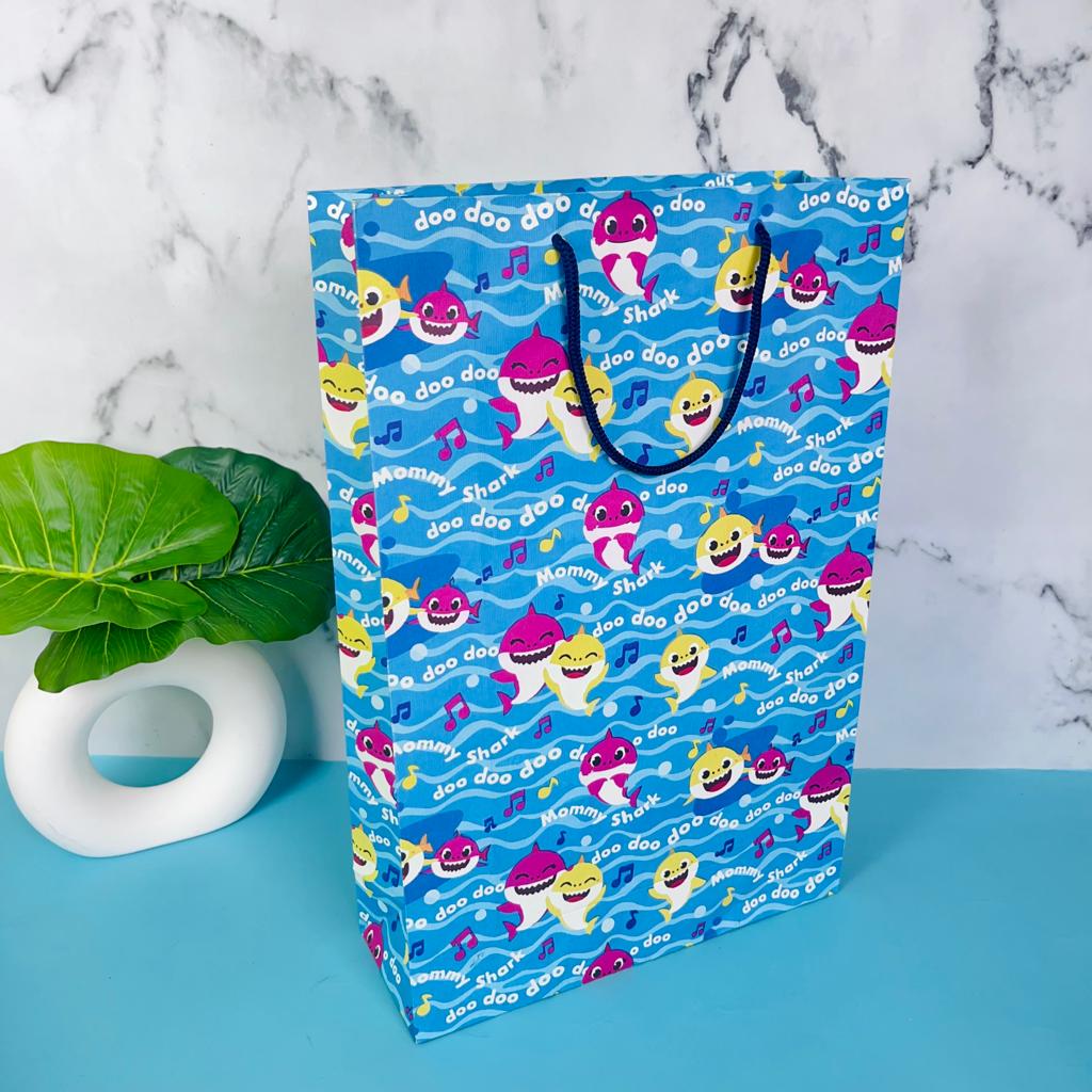 Baby Shark Doo Do Paper Bag (38x25.5x9cm ) (Pack of 10))