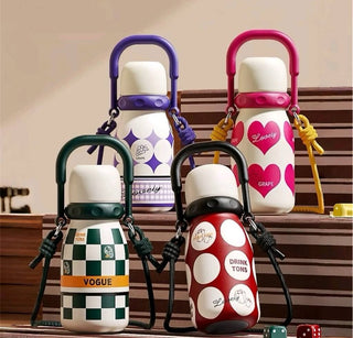 Kawaii Stainless Steel Insulated Water Bottle 700ml with Carabiner & Lanyard