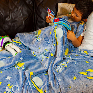 Soft Warm Cozy Furry Blanket Glow in The Dark (182CM X 182CM) (Space)