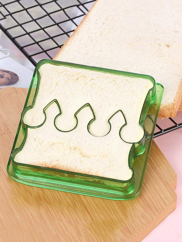 Sandwich Cutter for Breakfast/Lunch Making Mold (Pack of 4) (Random)