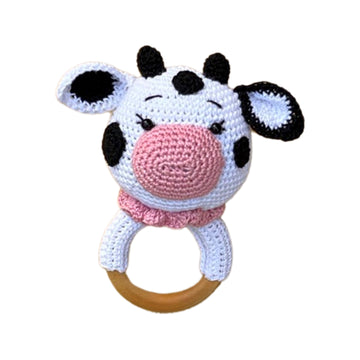Cuddly Cow Rattle Teether Ring: Adorable Crochet Toy for Kids
