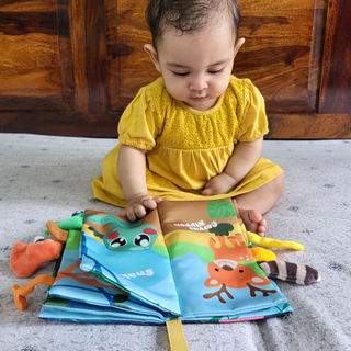 First Discoveries Toy Bundle (0-9 Months)