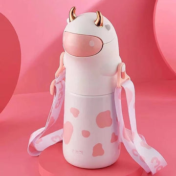 Premium Quality Cow Shape Water Bottle For Kids - 560ml