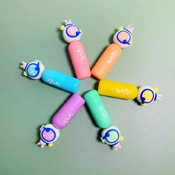 Small Cute Space Highlighter For Kids 1pc- Random color